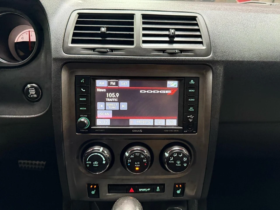2014 Dodge Challenger 3rd Gen - Image 18 of 31