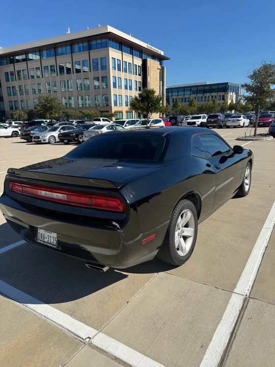 2014 Dodge Challenger 3rd Gen - Image 3 of 3