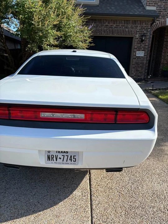 2014 Dodge Challenger 3rd Gen - Image 5 of 15