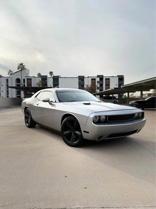 2014 Dodge Challenger 3rd Gen - Image 9 of 11