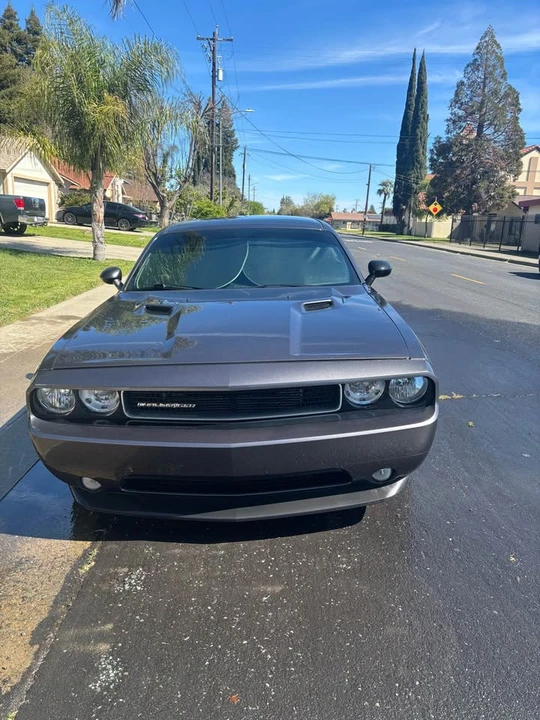 2014 Dodge Challenger 3rd Gen - Image 2 of 3