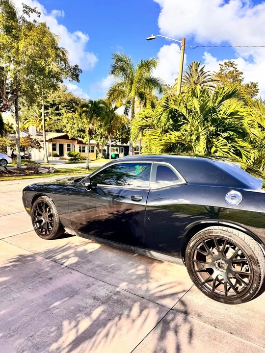 2014 Dodge Challenger 3rd Gen - Image 3 of 4