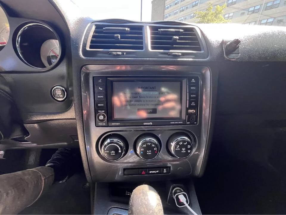 2014 Dodge Challenger 3rd Gen - Image 7 of 10