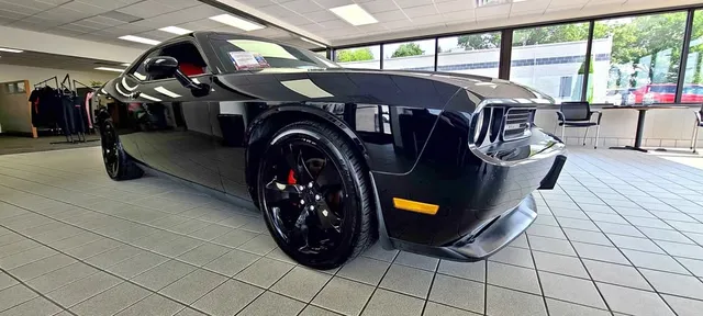 2014 Dodge Challenger R/T Plus