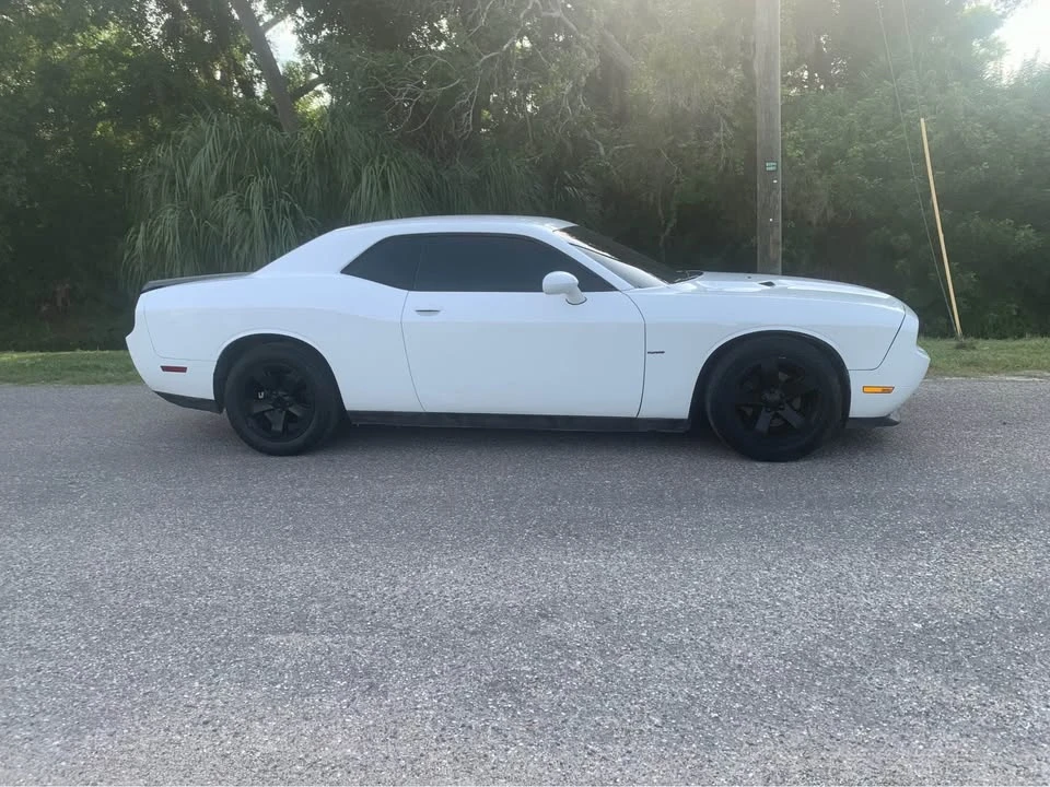 2014 Dodge Challenger 3rd Gen - Image 4 of 8