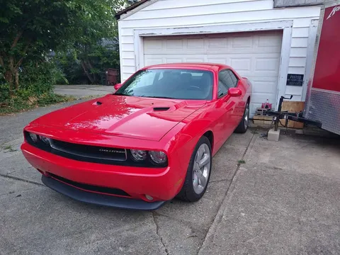2014 Dodge Challenger Coupe 2D