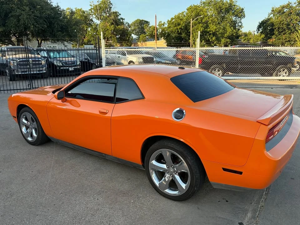 2014 Dodge Challenger 3rd Gen - Image 4 of 8