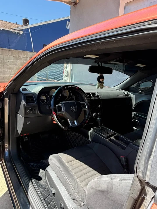 2014 Dodge Challenger 3rd Gen - Image 6 of 9