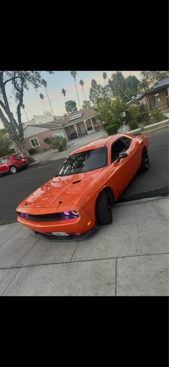 2014 Dodge Challenger 3rd Gen - Image 7 of 9