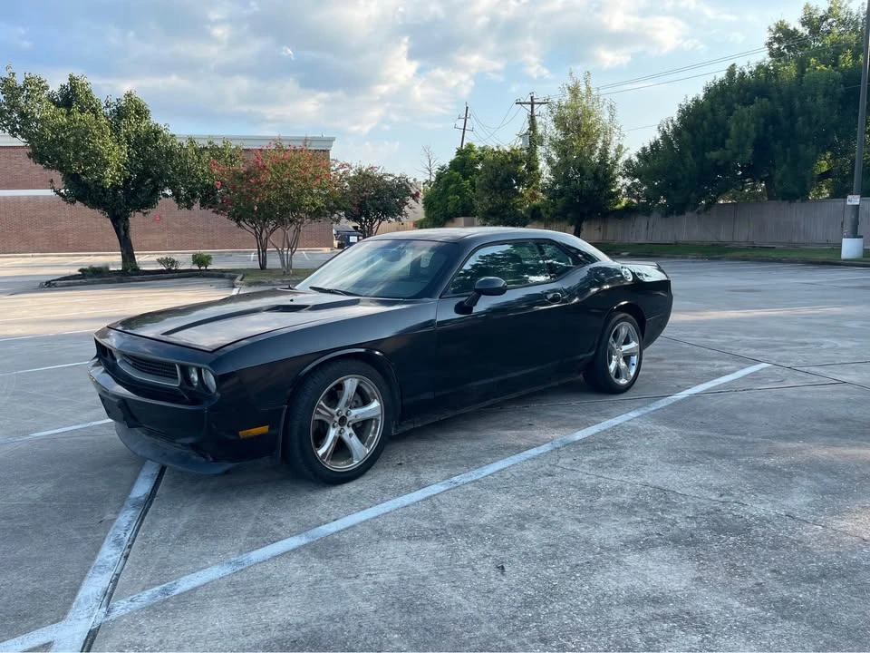 2014 Dodge Challenger 3rd Gen - Image 5 of 11