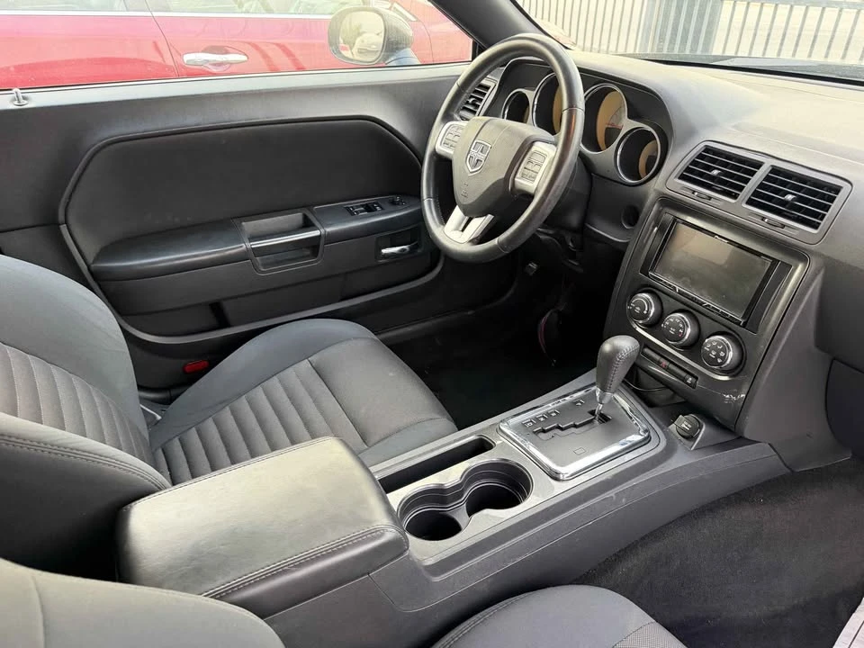2014 Dodge Challenger 3rd Gen - Image 2 of 5