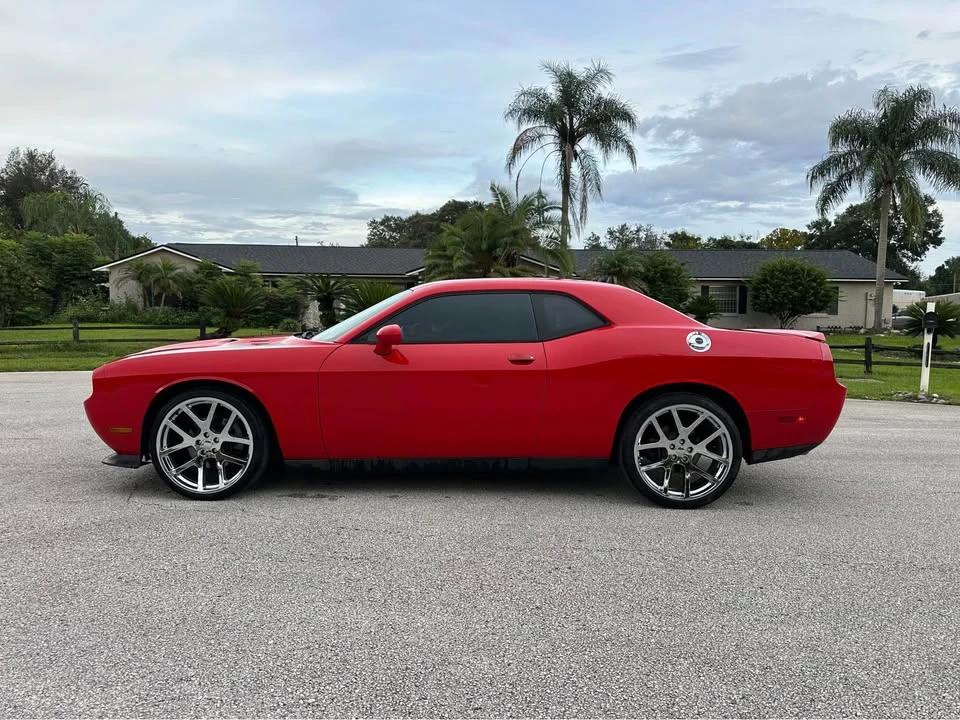2014 Dodge Challenger 3rd Gen - Image 5 of 15