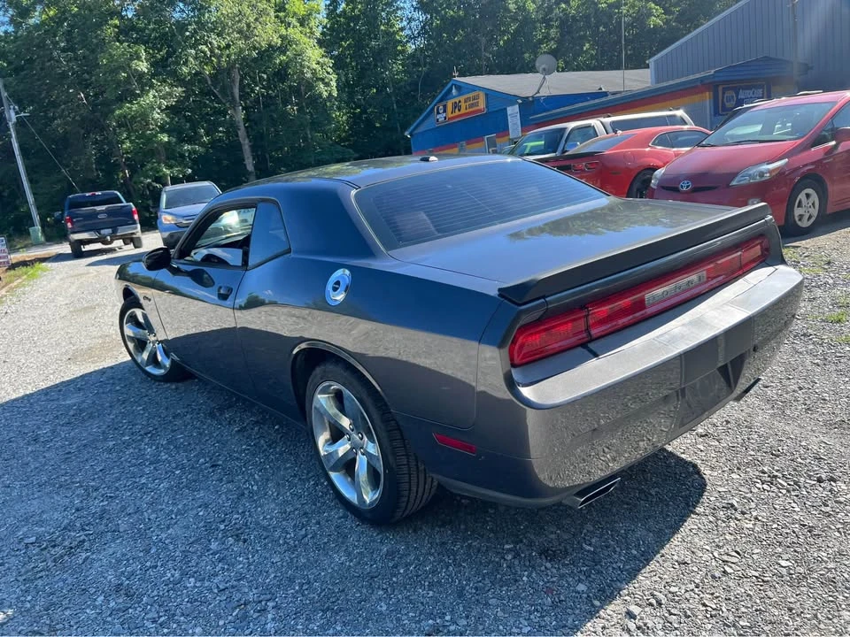 2014 Dodge Challenger 3rd Gen - Image 5 of 13