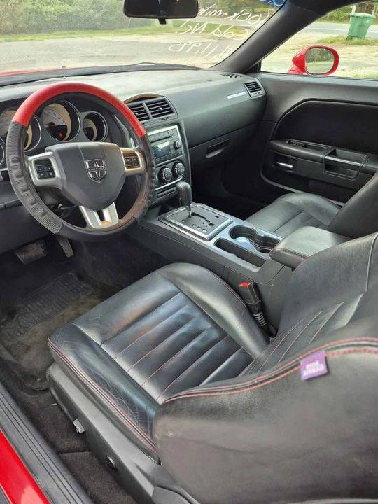 2014 Dodge Challenger 3rd Gen - Image 9 of 9