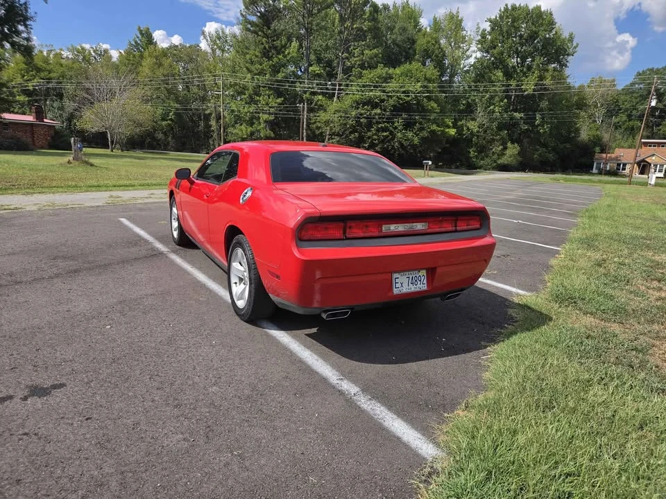 2014 Dodge Challenger 3rd Gen - Image 7 of 12