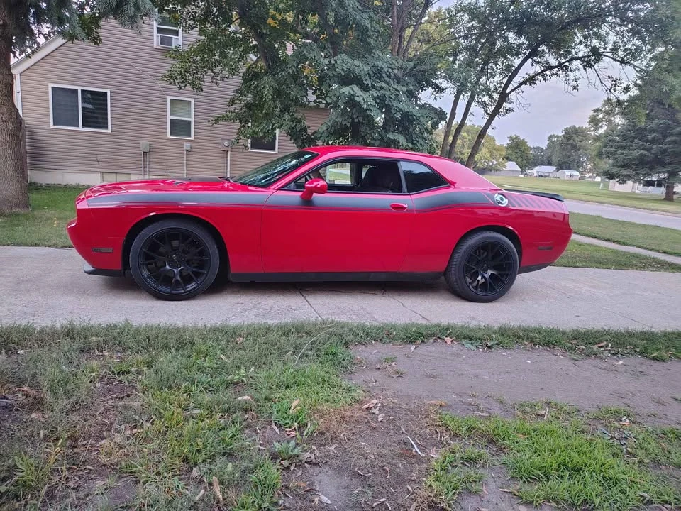 2014 Dodge Challenger 3rd Gen - Image 13 of 15