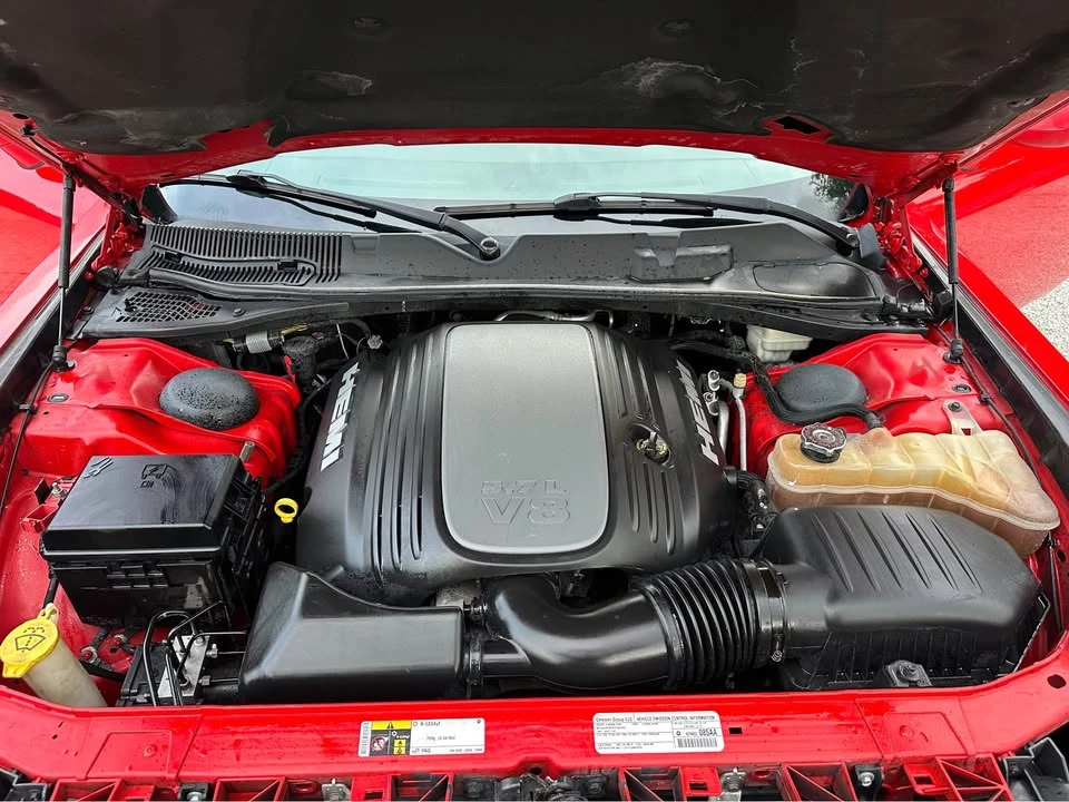 2014 Dodge Challenger 3rd Gen - Image 9 of 15