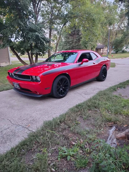 2014 Dodge Challenger 3rd Gen - Image 14 of 15