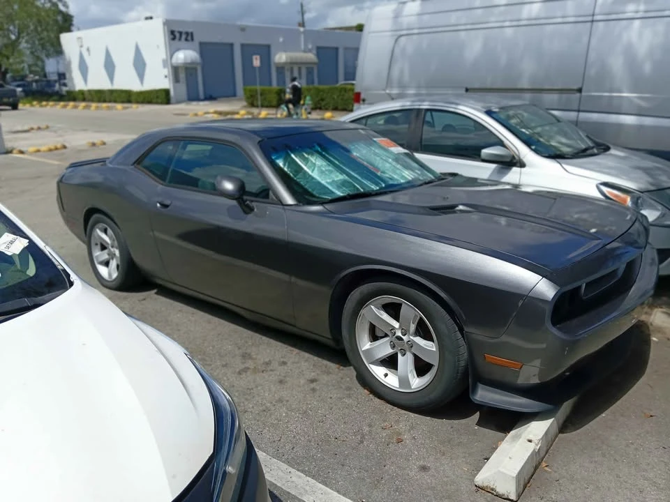 2014 Dodge Challenger 3rd Gen - Image 4 of 8