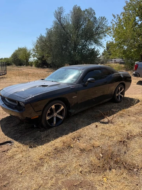 2014 Dodge Challenger 3rd Gen - Image 2 of 5