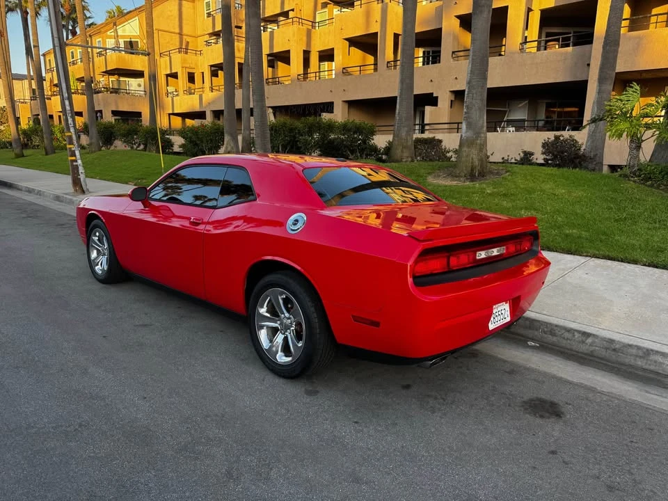2014 Dodge Challenger 3rd Gen - Image 7 of 12