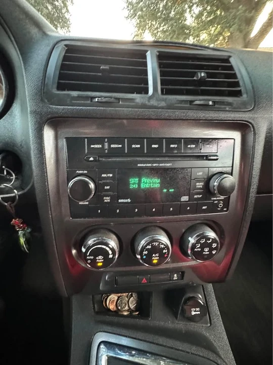 2014 Dodge Challenger 3rd Gen - Image 5 of 11
