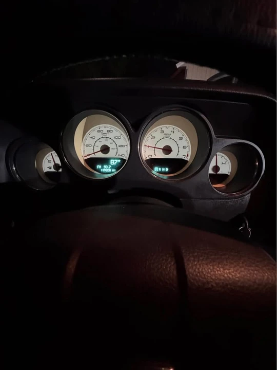 2014 Dodge Challenger 3rd Gen - Image 7 of 11