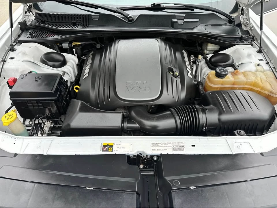 2014 Dodge Challenger 3rd Gen - Image 11 of 13