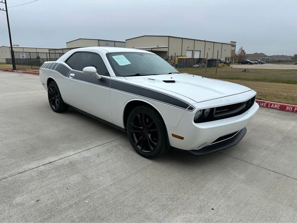 2014 Dodge Challenger 3rd Gen - Image 3 of 13
