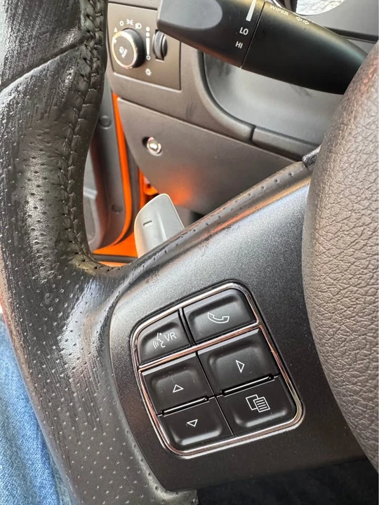 2014 Dodge Challenger 3rd Gen - Image 6 of 10