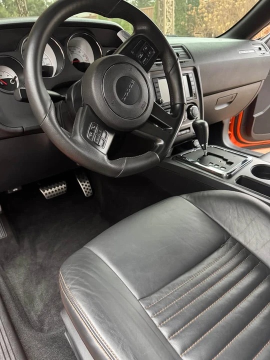 2014 Dodge Challenger 3rd Gen - Image 5 of 10