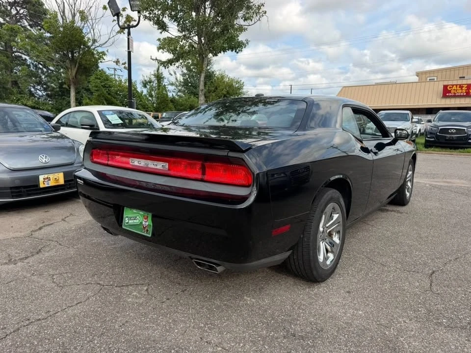 2014 Dodge Challenger 3rd Gen - Image 5 of 18