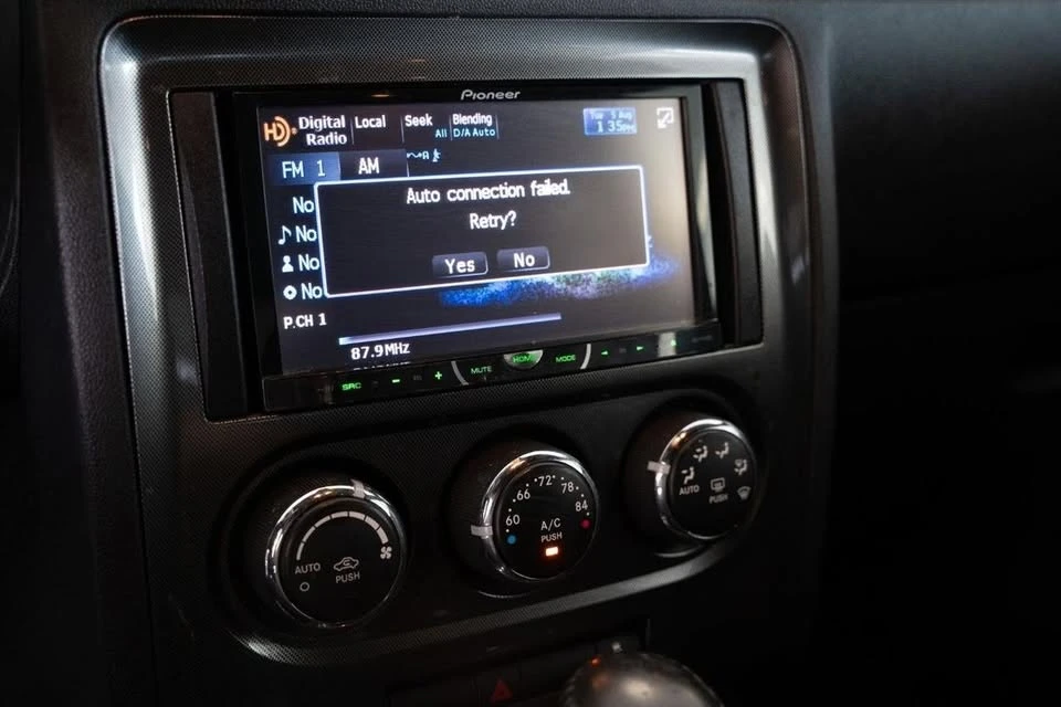 2014 Dodge Challenger 3rd Gen - Image 13 of 16
