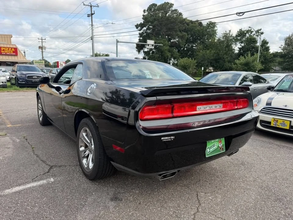 2014 Dodge Challenger 3rd Gen - Image 7 of 18