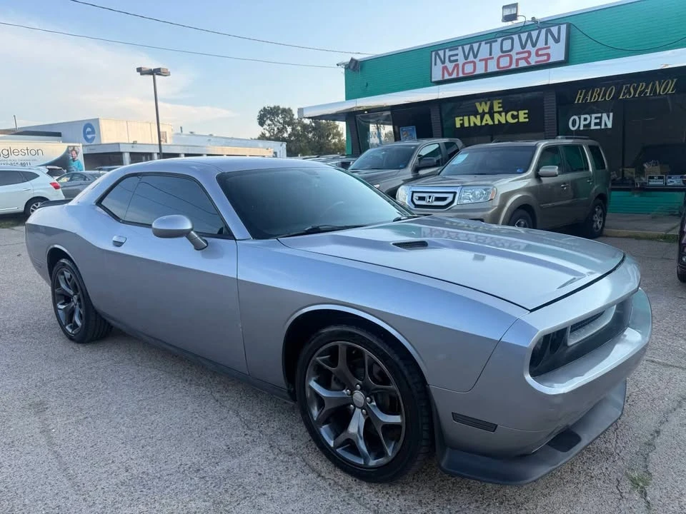 2014 Dodge Challenger 3rd Gen - Image 4 of 17