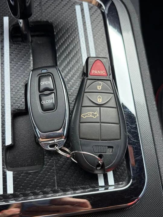 2014 Dodge Challenger 3rd Gen - Image 18 of 20
