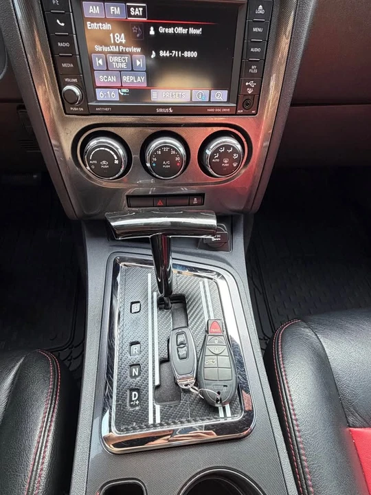 2014 Dodge Challenger 3rd Gen - Image 17 of 20