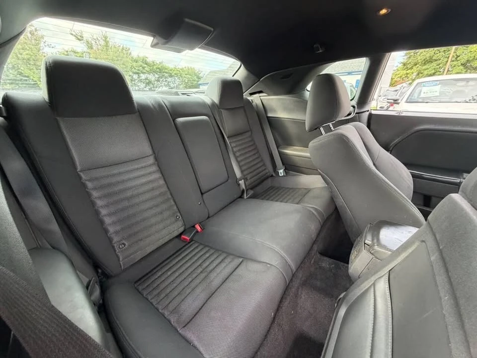 2014 Dodge Challenger 3rd Gen - Image 15 of 18