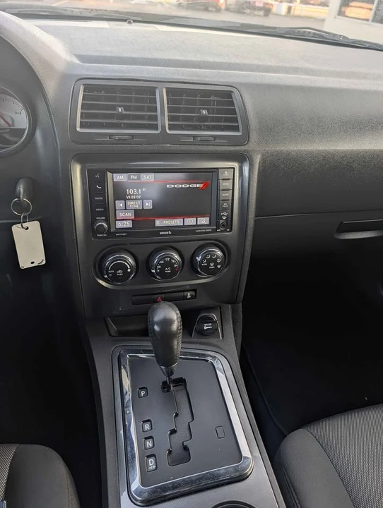 2014 Dodge Challenger 3rd Gen - Image 15 of 16