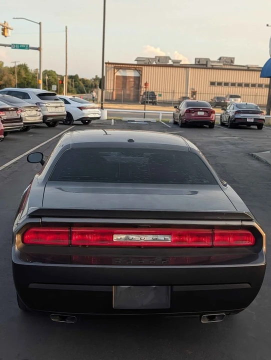 2014 Dodge Challenger 3rd Gen - Image 11 of 16