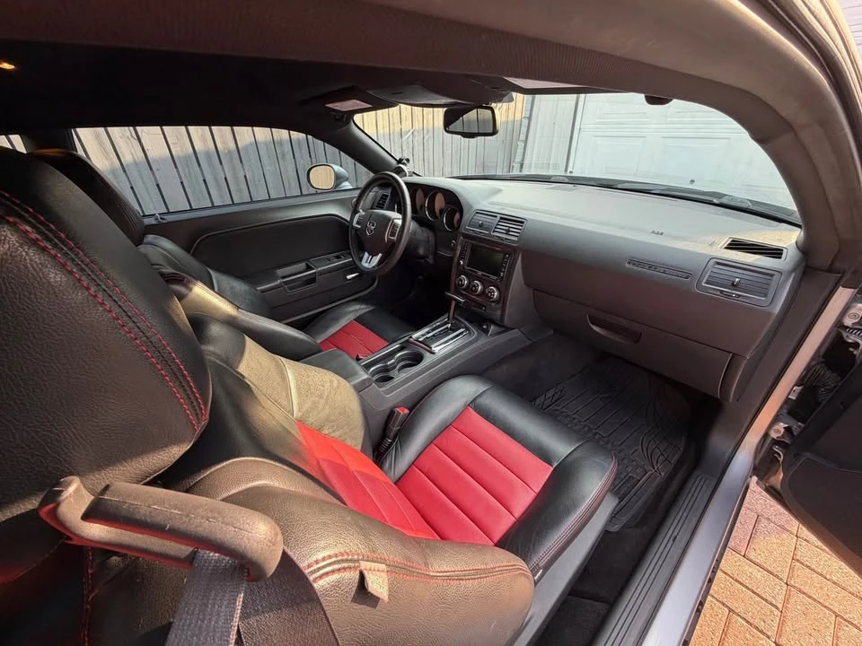 2014 Dodge Challenger 3rd Gen - Image 9 of 20