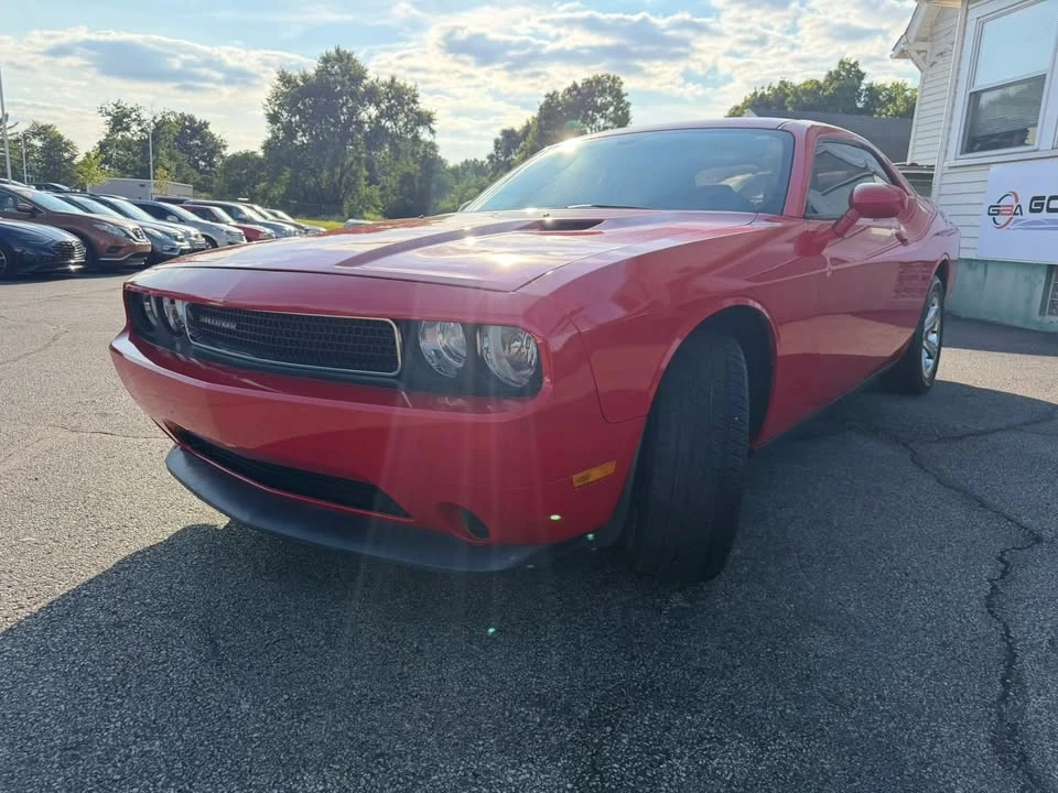 2014 Dodge Challenger 3rd Gen - Image 9 of 20