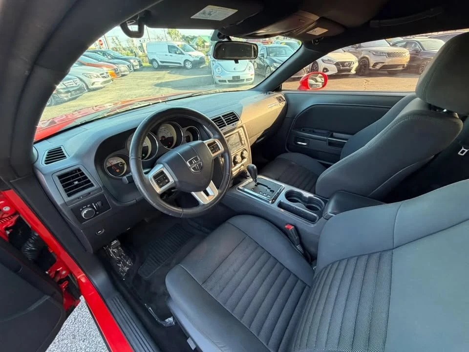 2014 Dodge Challenger 3rd Gen - Image 16 of 20