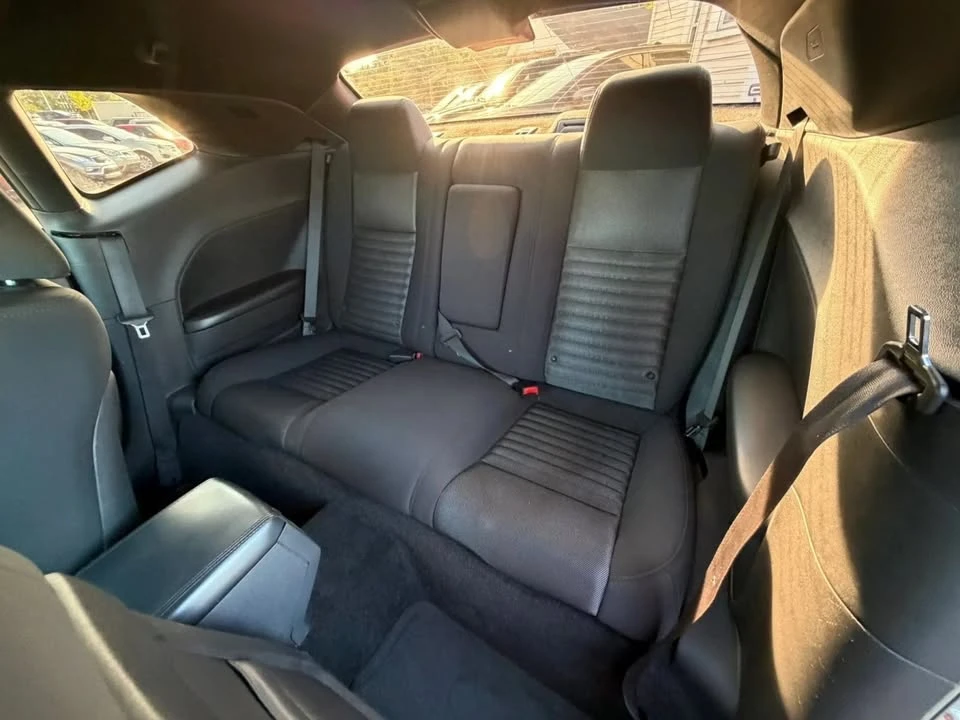 2014 Dodge Challenger 3rd Gen - Image 17 of 20