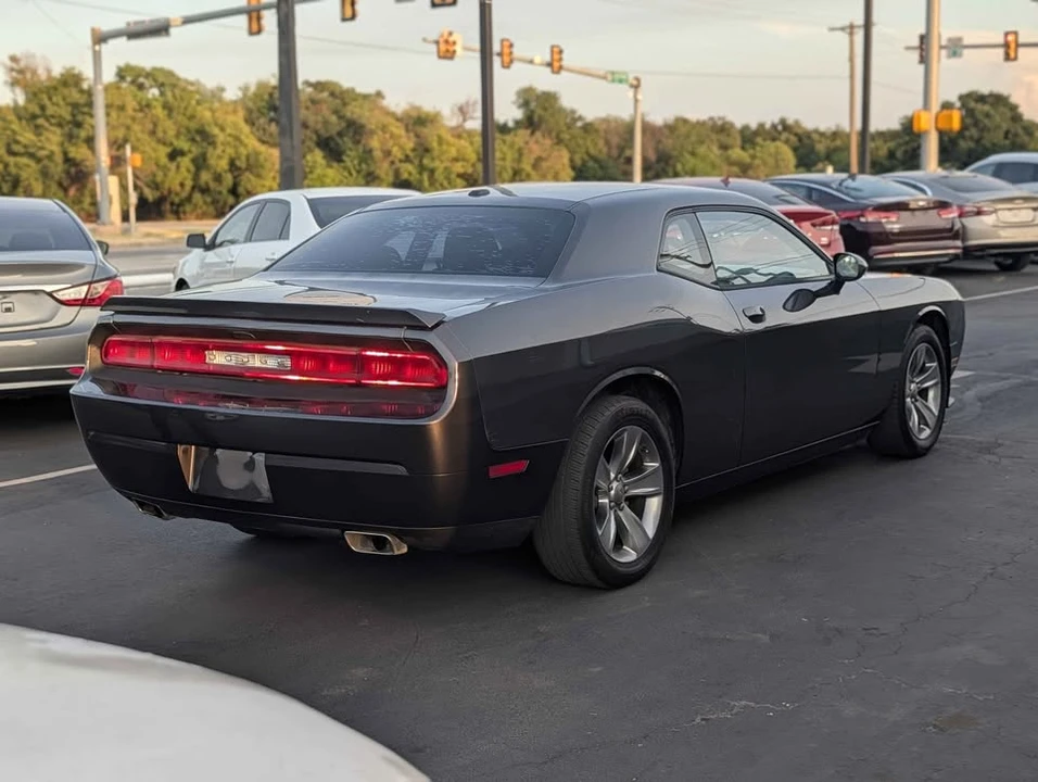 2014 Dodge Challenger 3rd Gen - Image 3 of 16