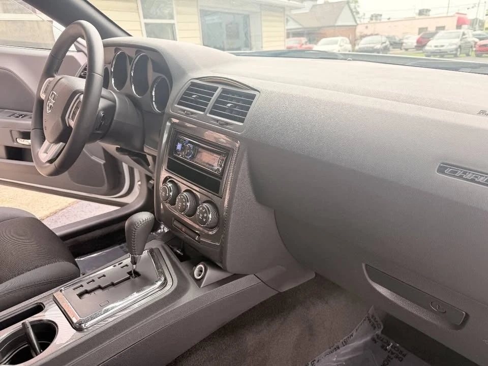 2014 Dodge Challenger 3rd Gen - Image 11 of 19