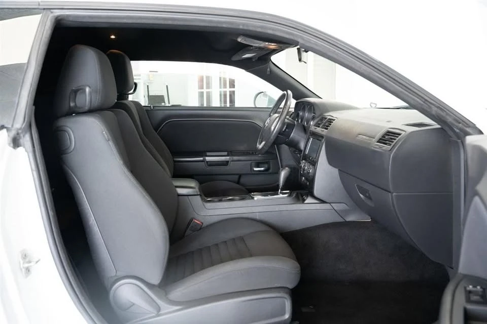 2014 Dodge Challenger 3rd Gen - Image 14 of 15