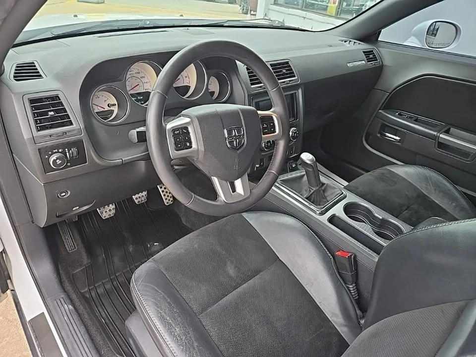 2014 Dodge Challenger 3rd Gen - Image 16 of 20