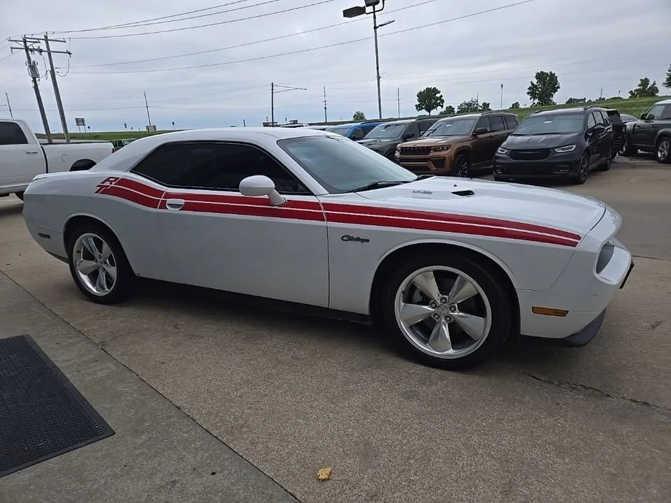 2014 Dodge Challenger 3rd Gen - Image 11 of 20