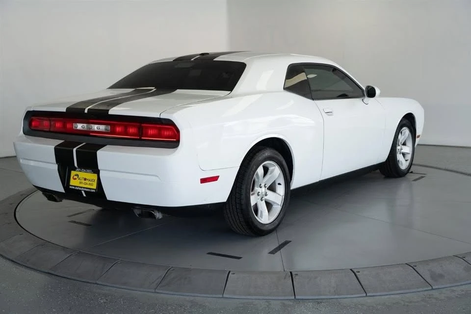 2014 Dodge Challenger 3rd Gen - Image 6 of 15